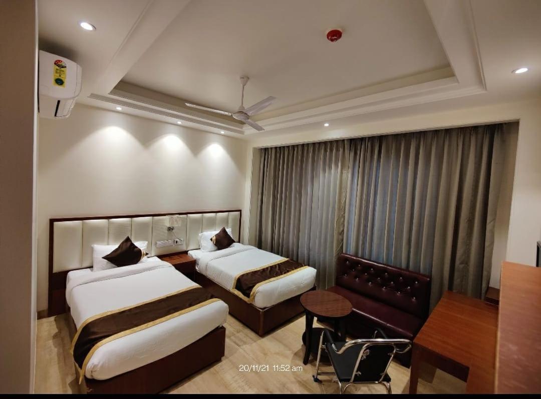 Mds Royal Resort Tulsipur Exterior photo